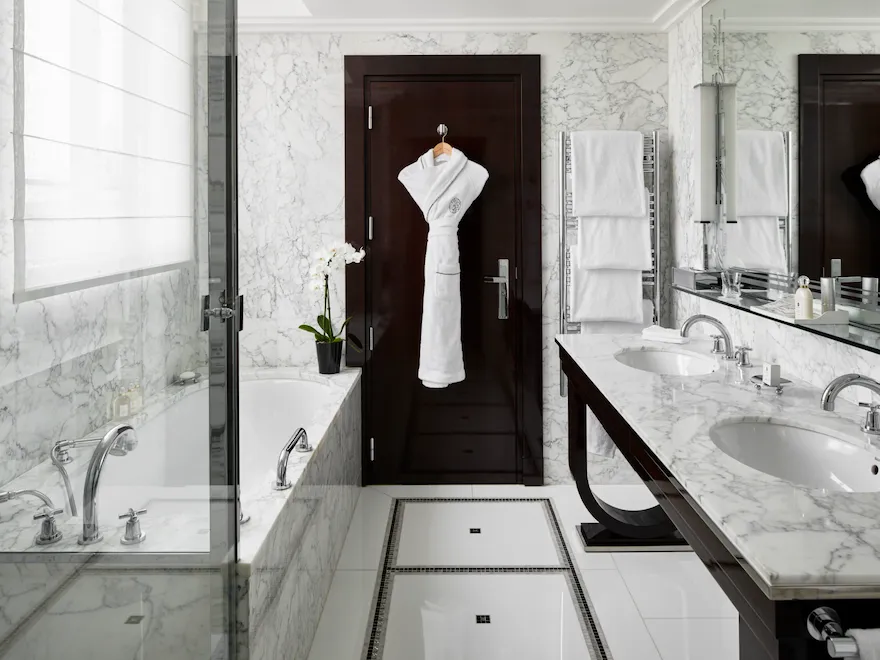 HPA-744-Appartment-Suite-SDB-2-HR-by-Francis-Amiand