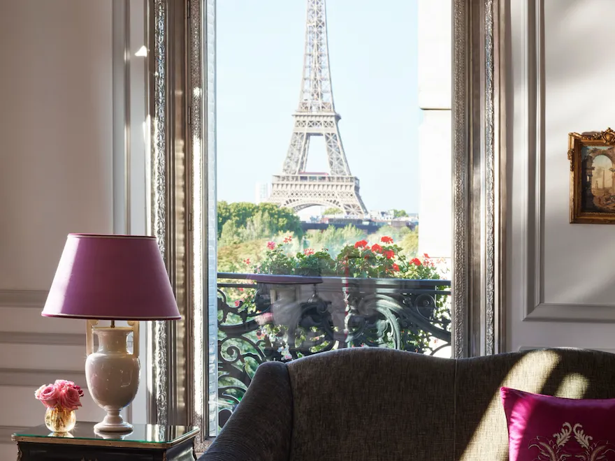 HPA-461-Eiffel-Suite-Living-2-HR-by-mark-read